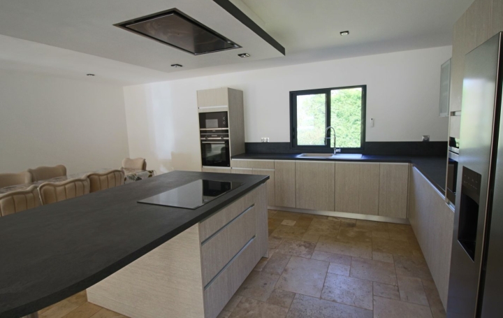 Maison FUMEL (47500)  120 m2 246 750 € 