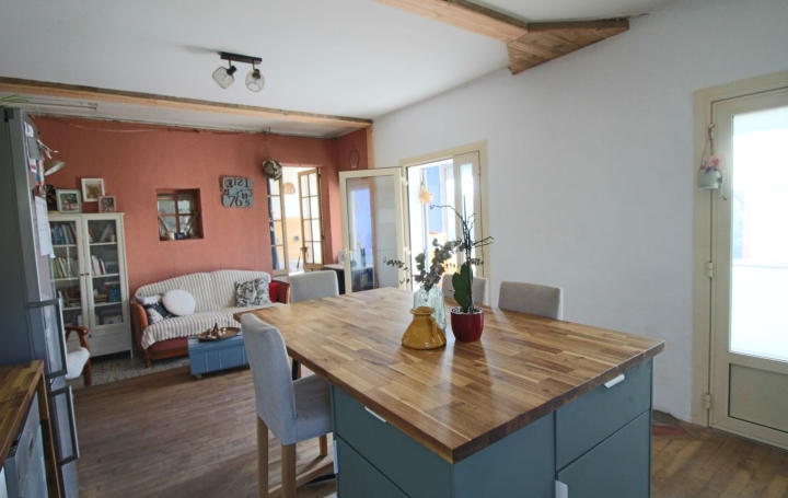 Maison PUY-L'EVEQUE (46700)  140 m2 180 200 € 