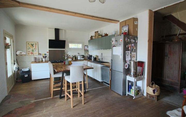 Maison PUY-L'EVEQUE (46700)  140 m2 180 200 € 