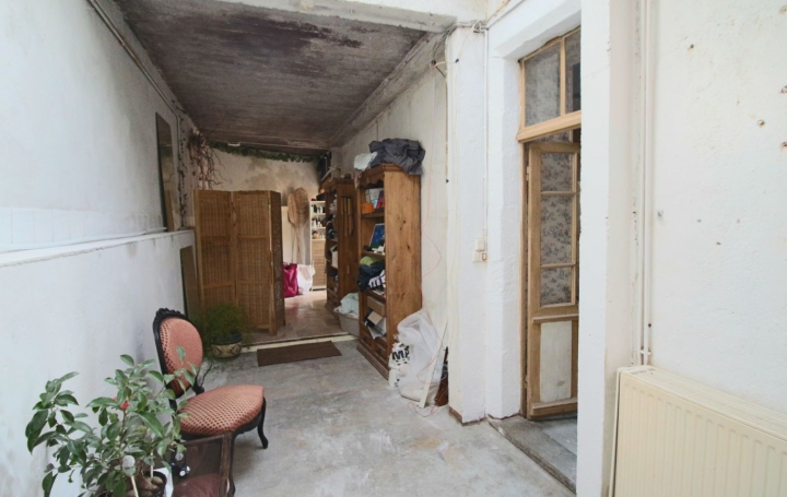 Maison PUY-L'EVEQUE (46700)  140 m2 180 200 € 
