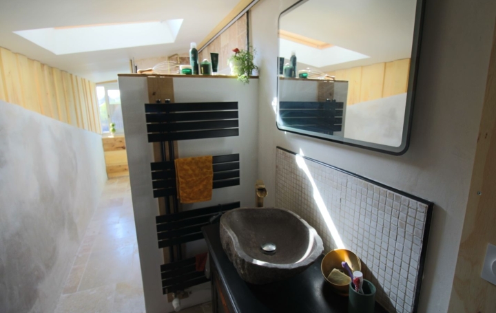 Maison PUY-L'EVEQUE (46700)  140 m2 180 200 € 