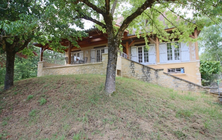 Maison PRAYSSAC (46220)  146 m2 262 500 € 