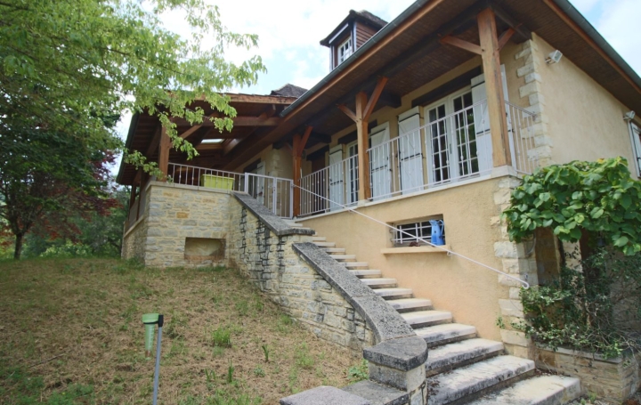 Maison PRAYSSAC (46220)  146 m2 262 500 € 