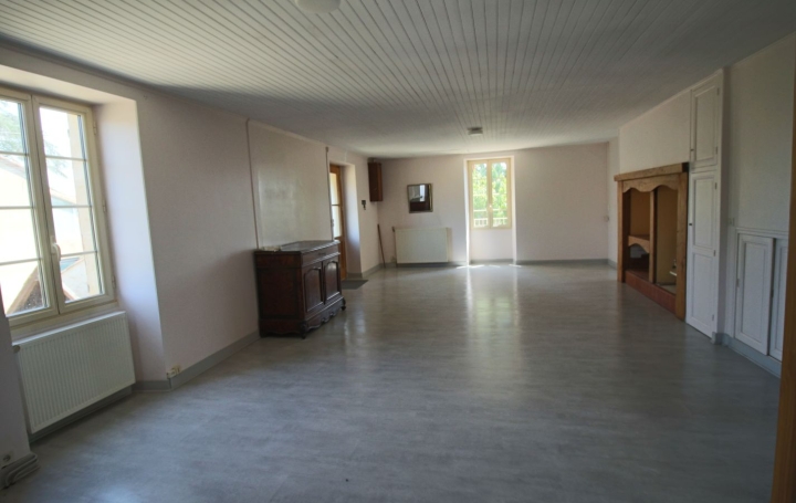Maison PUY-L'EVEQUE (46700)  225 m2 299 000 € 