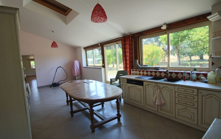 Maison PUY-L'EVEQUE (46700)  225 m2 299 000 € 
