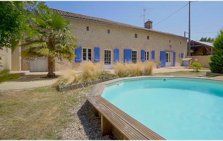 Réseau Immo-diffusion : Maison  SAINT-SAUVANT  135 m2 186 725 € 