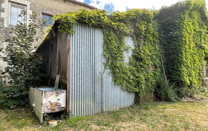 Maison SAUZE-VAUSSAIS (79190)  214 m2 57 500 € 