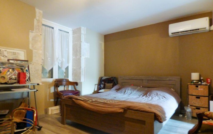 Maison VILLEFAGNAN (16240)  137 m2 129 600 € 