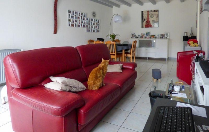 Maison CHEF-BOUTONNE (79110)  150 m2 176 550 € 