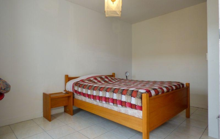 Maison CHEF-BOUTONNE (79110)  150 m2 176 550 € 