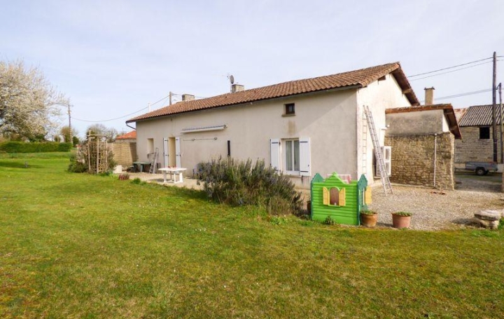 Maison CHEF-BOUTONNE (79110)  150 m2 176 550 € 