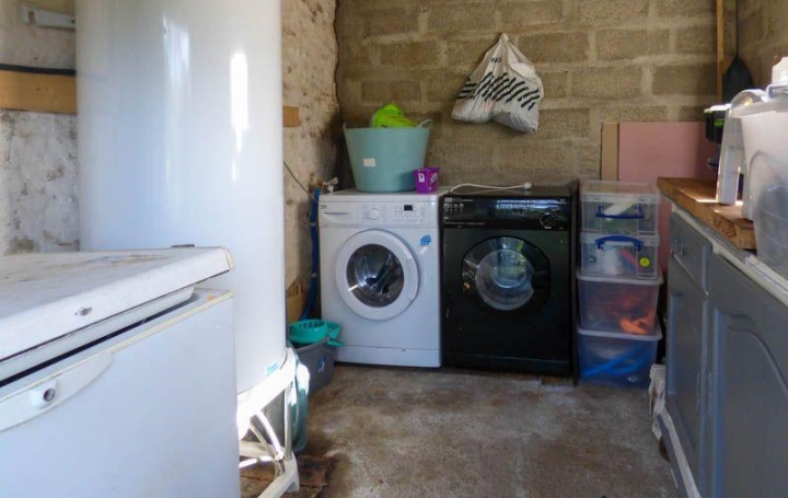 Maison MELLE (79500)  85 m2 55 500 € 