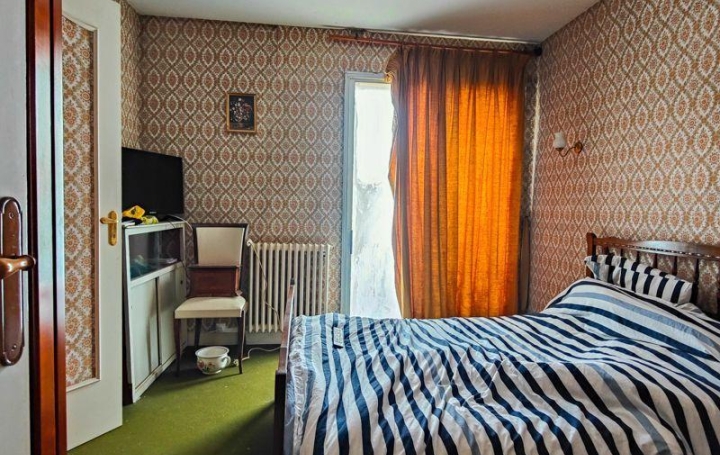 Maison SAUZE-VAUSSAIS (79190)  202 m2 171 200 € 