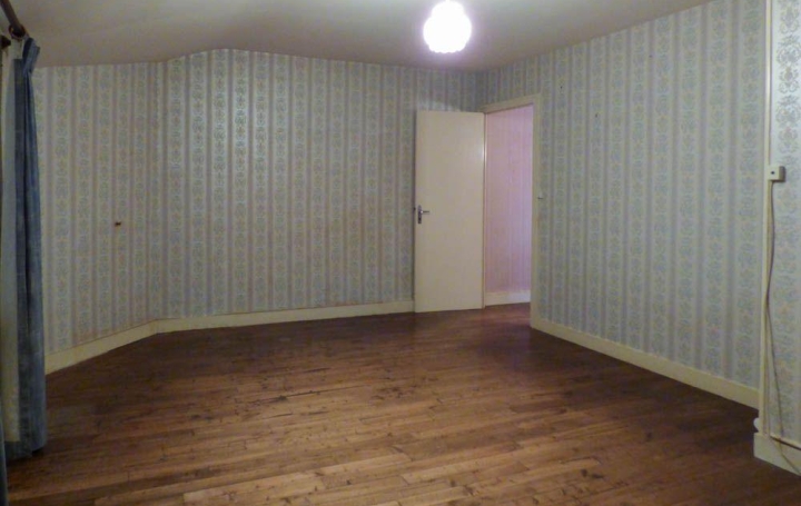 Maison SAUZE-VAUSSAIS (79190)  54 m2 44 480 € 