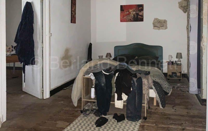 Maison BRIOUX-SUR-BOUTONNE (79170)  200 m2 77 480 € 