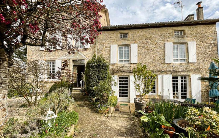 Maison / Villa CIVRAY (86400) 260 m<sup>2</sup> 349 000 € 