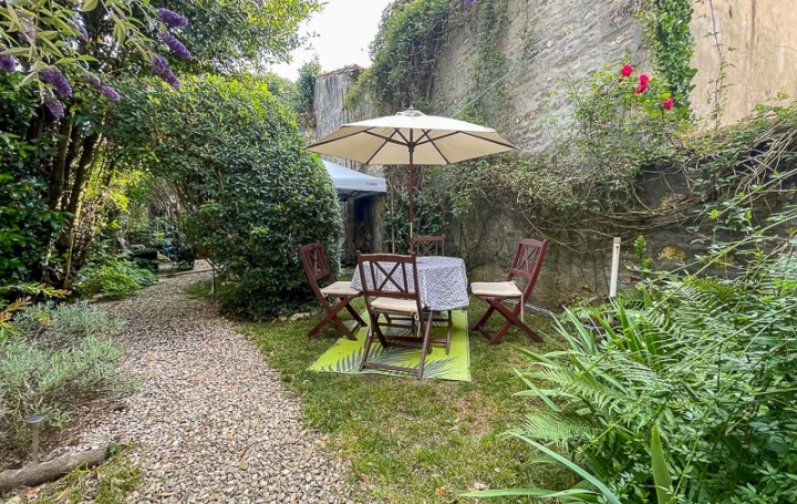 Maison de ville SAUZE-VAUSSAIS (79190)  142 m2 119 350 € 