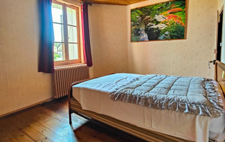 Maison SAUZE-VAUSSAIS (79190)  194 m2 139 800 € 