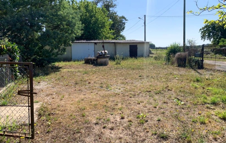 Maison RUFFEC (16700)  95 m2 88 000 € 