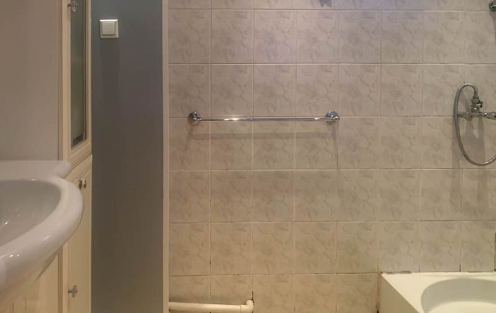 Maison SAUZE-VAUSSAIS (79190)  155 m2 95 180 € 