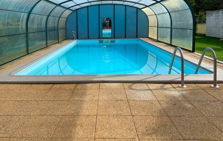 Réseau Immo-diffusion : Maison  SAUZE-VAUSSAIS  204 m2 260 500 € 