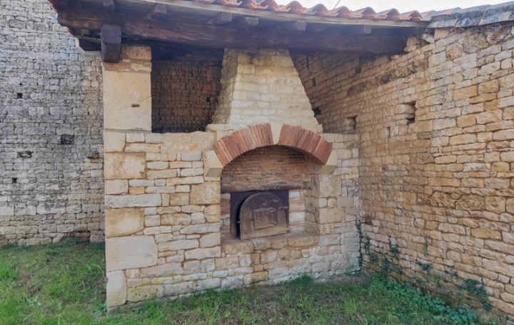 Maison SAUZE-VAUSSAIS (79190)  113 m2 98 000 € 