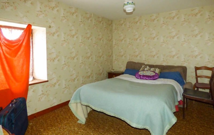 Maison SAUZE-VAUSSAIS (79190)  120 m2 109 000 € 