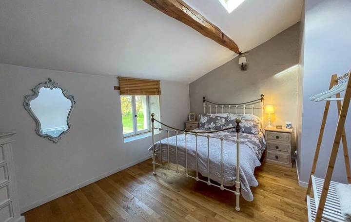 Maison BRUX (86510)  155 m2 165 500 € 