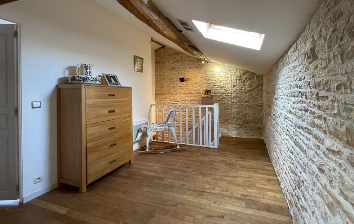 Maison BRUX (86510)  155 m2 165 500 € 