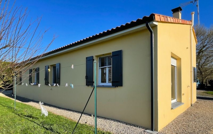 Maison RUFFEC (16700)  117 m2 169 900 € 