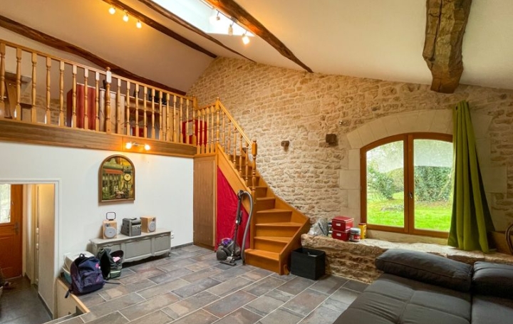 Maison CHEF-BOUTONNE (79110)  202 m2 207 000 € 