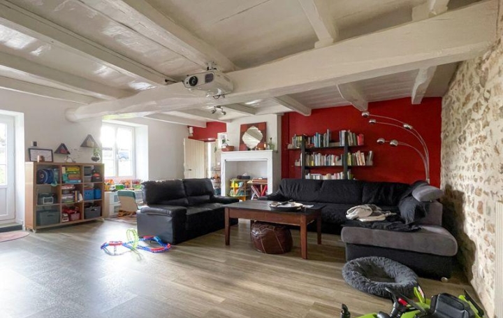 Maison MELLE (79500)  150 m2 217 000 € 