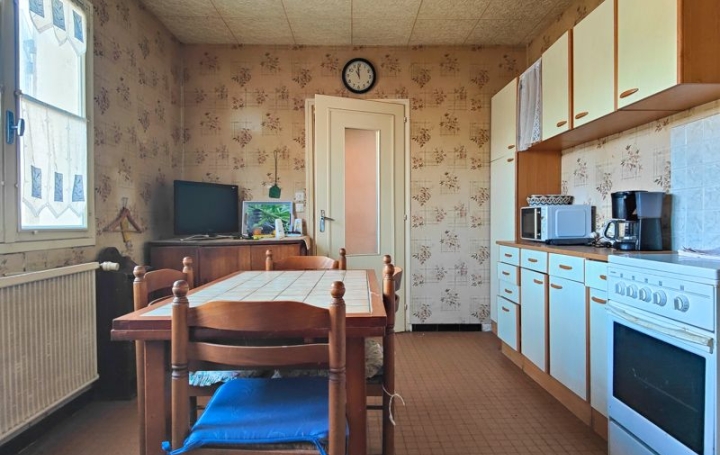 Maison SAUZE-VAUSSAIS (79190)  93 m2 71 955 € 