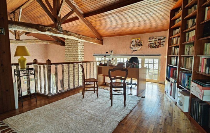 Maison SAUZE-VAUSSAIS (79190)  260 m2 249 000 € 