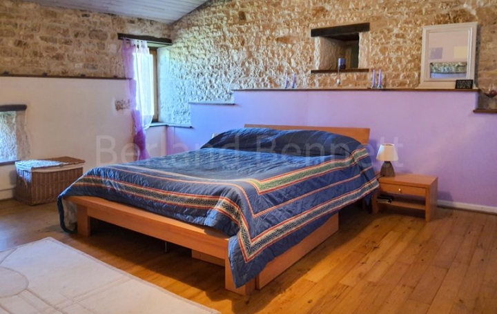 Maison VILLEFAGNAN (16240)  190 m2 150 000 € 