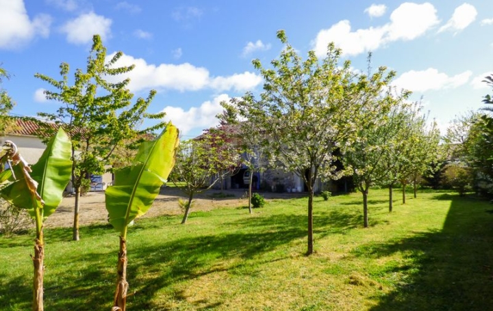 Maison SAUZE-VAUSSAIS (79190)  125 m2 161 400 € 