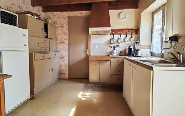 Maison SAUZE-VAUSSAIS (79190)  136 m2 60 995 € 