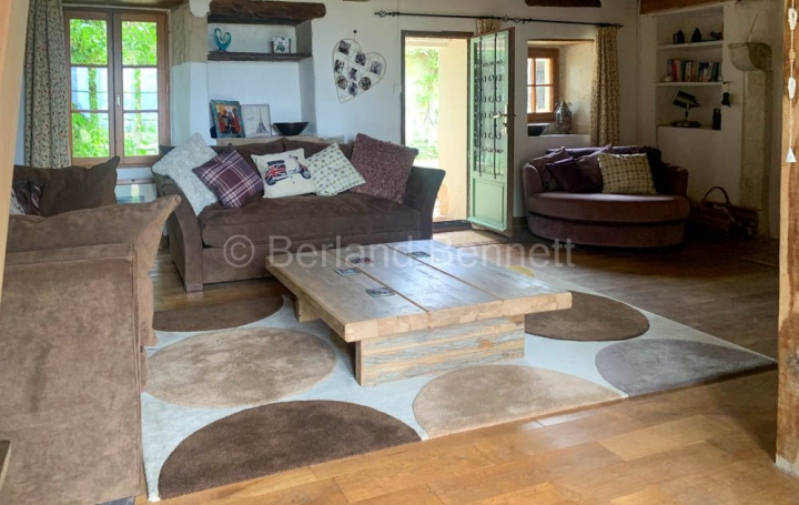 Maison SAUZE-VAUSSAIS (79190)  160 m2 233 600 € 