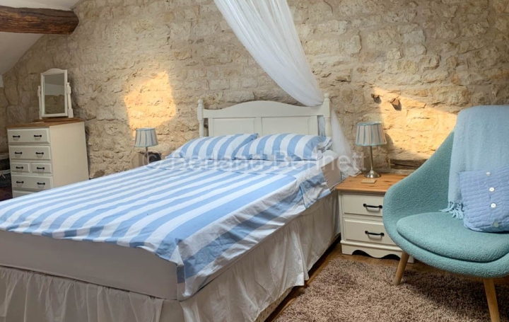 Maison SAUZE-VAUSSAIS (79190)  160 m2 233 600 € 