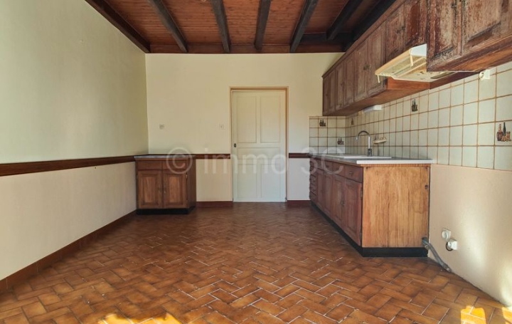 Maison CHAUNAY (86510)  145 m2 119 350 € 