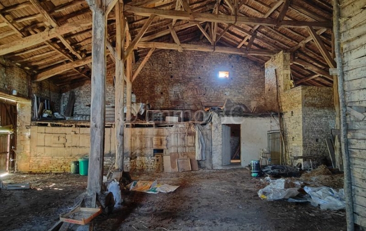 Maison CHAUNAY (86510)  145 m2 119 350 € 