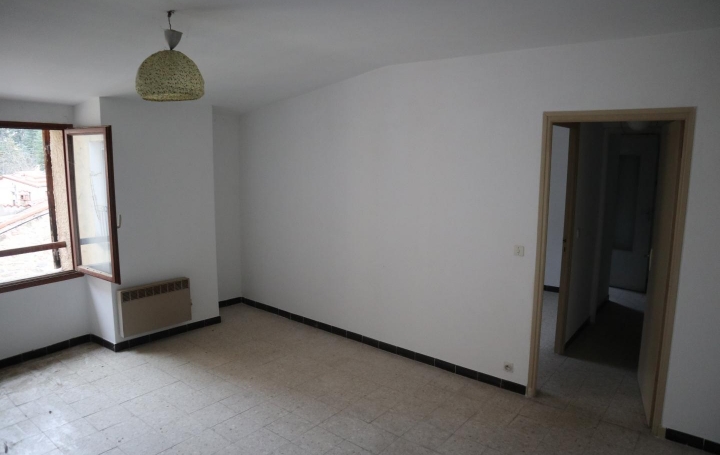 Réseau Immo-diffusion : Immeuble  VERNET-LES-BAINS  155 m2 25 000 € 