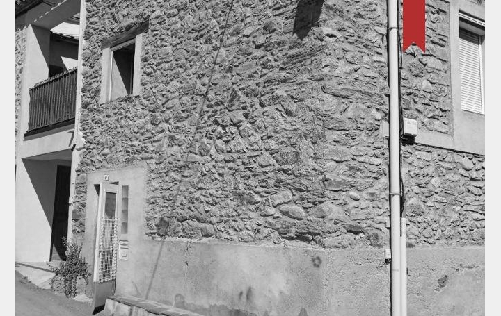 Réseau Immo-diffusion : Maison de village  PRADES  108 m2 108 000 € 