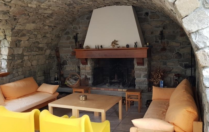 Réseau Immo-diffusion : Maison  PONTIS  60 m2 690 € 