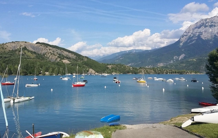 Réseau Immo-diffusion : Maison  CHORGES  60 m2 295 000 € 