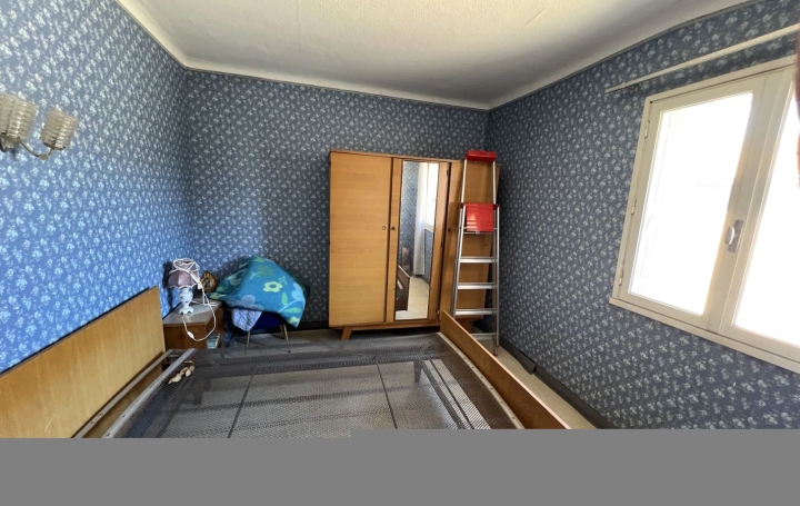 Maison de village CRUZY (34310)  127 m2 65 000 € 