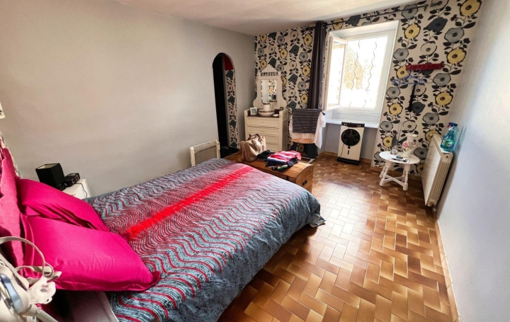 Maison AIGUES-VIVES (34210)  142 m2 235 000 € 