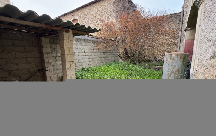 Autre POUZOLS-MINERVOIS (11120)  520 m2 109 000 € 