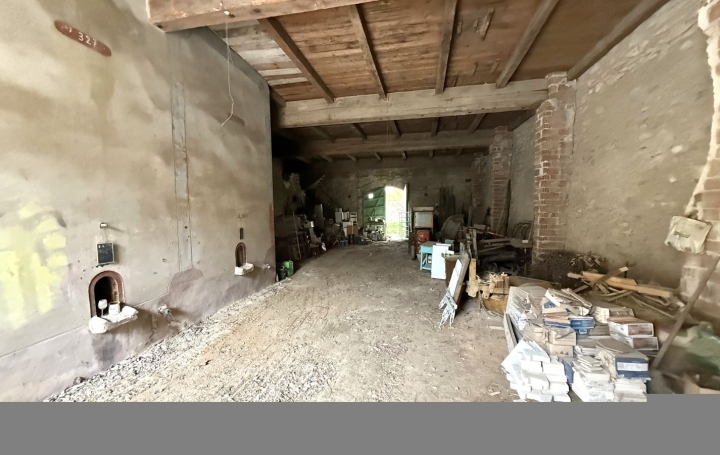 Autre POUZOLS-MINERVOIS (11120)  520 m2 109 000 € 