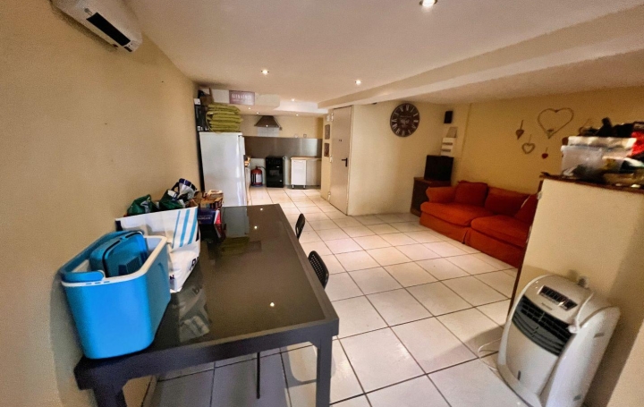 Maison AZILLE (11700)  158 m2 149 000 € 